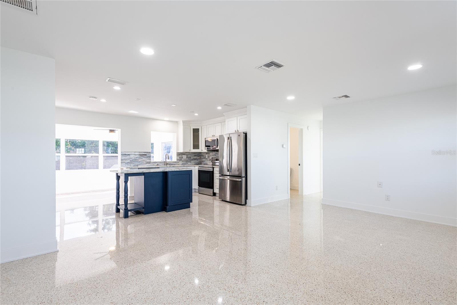 BELLEAIR BEACH - Residential Lease