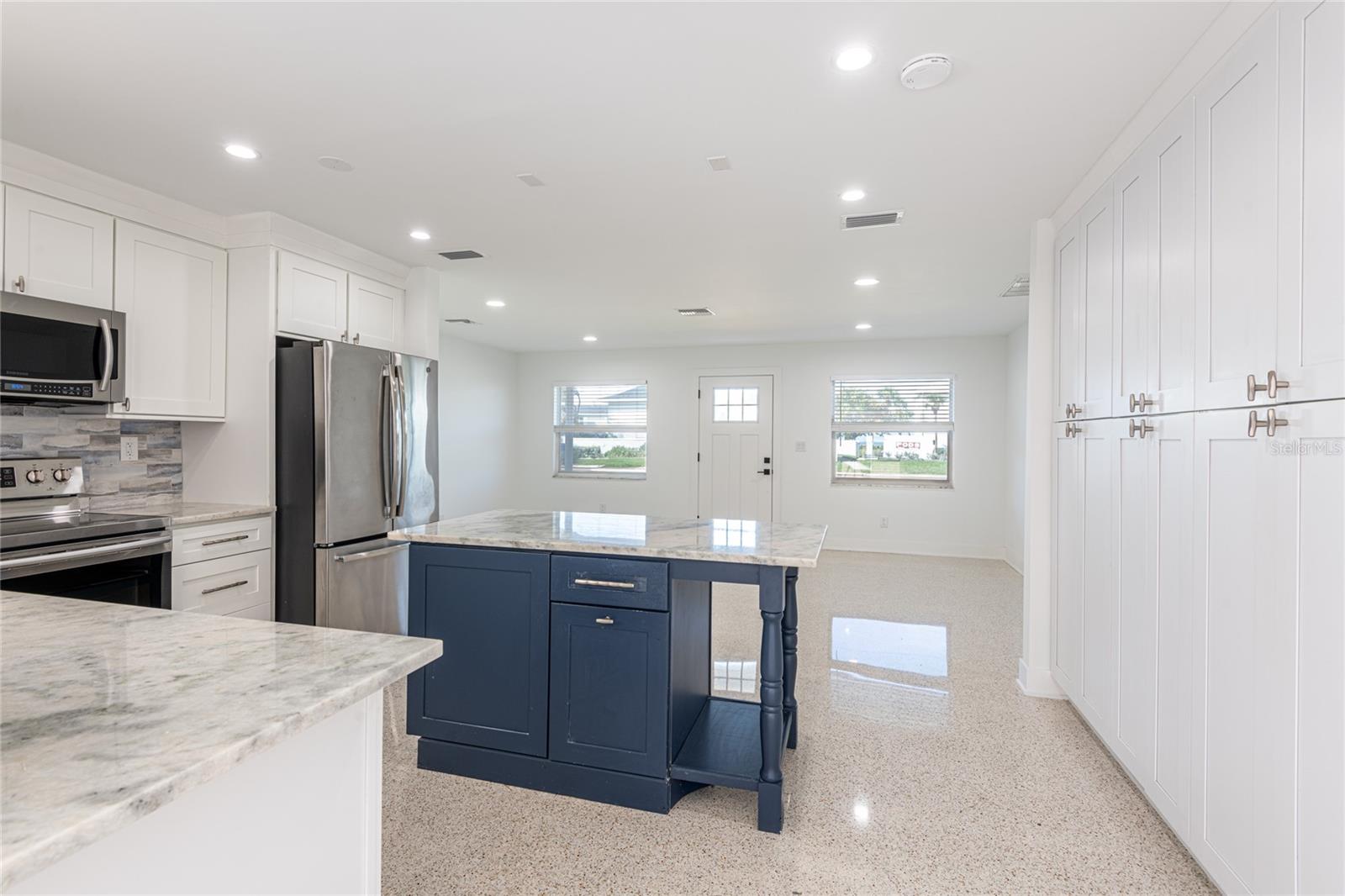 BELLEAIR BEACH - Residential Lease