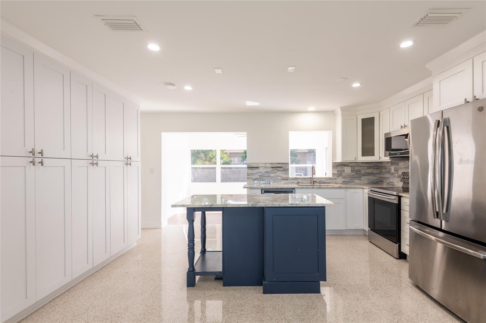 BELLEAIR BEACH - Residential Lease