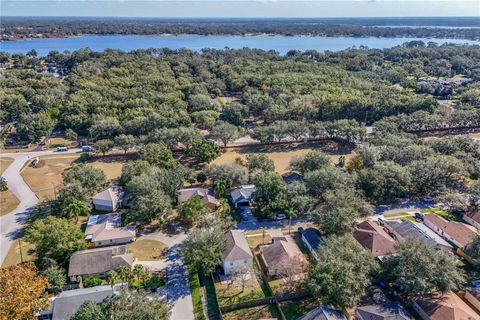 A home in EUSTIS