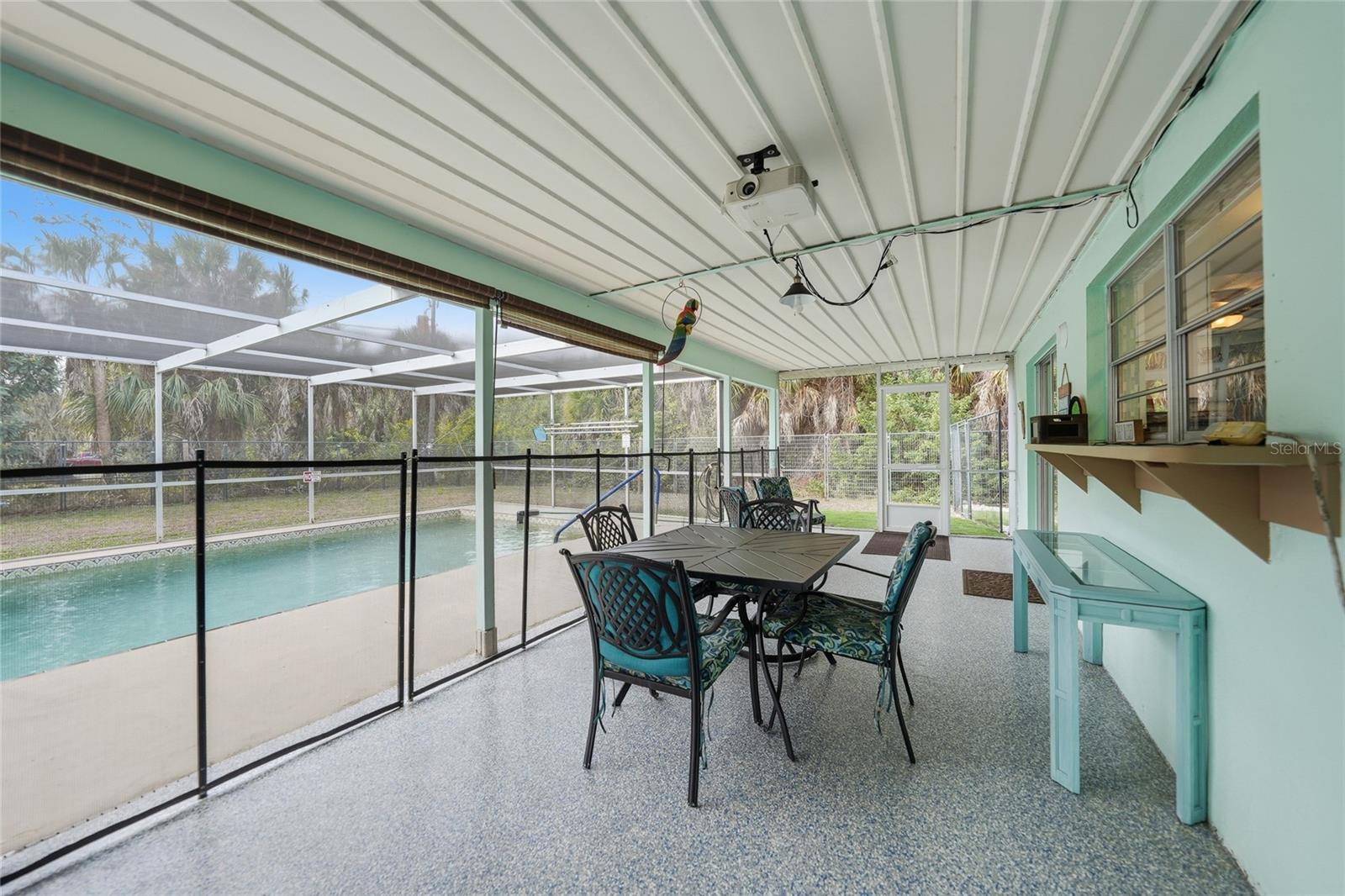 15223 CHAMBERLAIN BOULEVARD