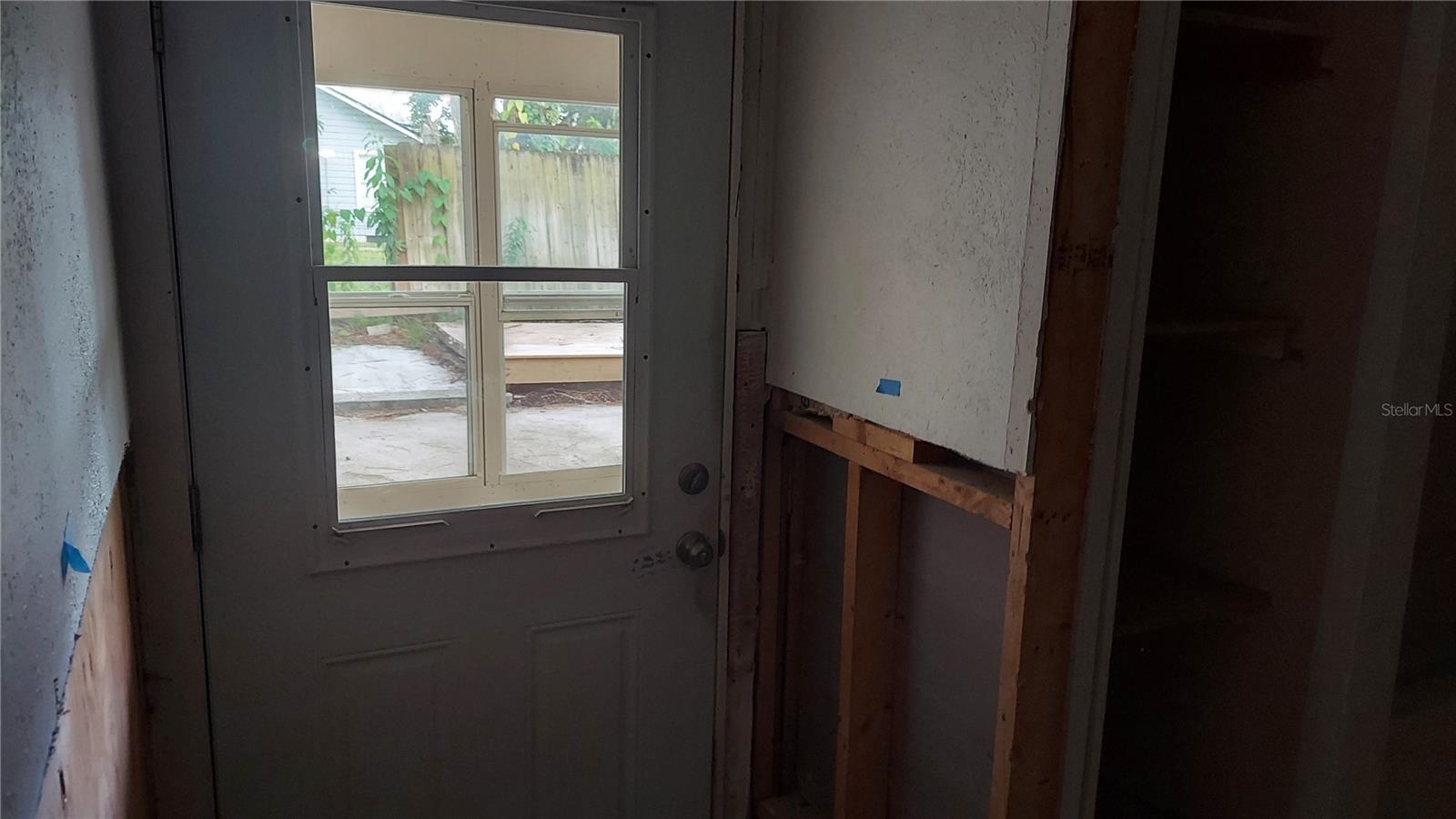 UZZLES ADD - Residential