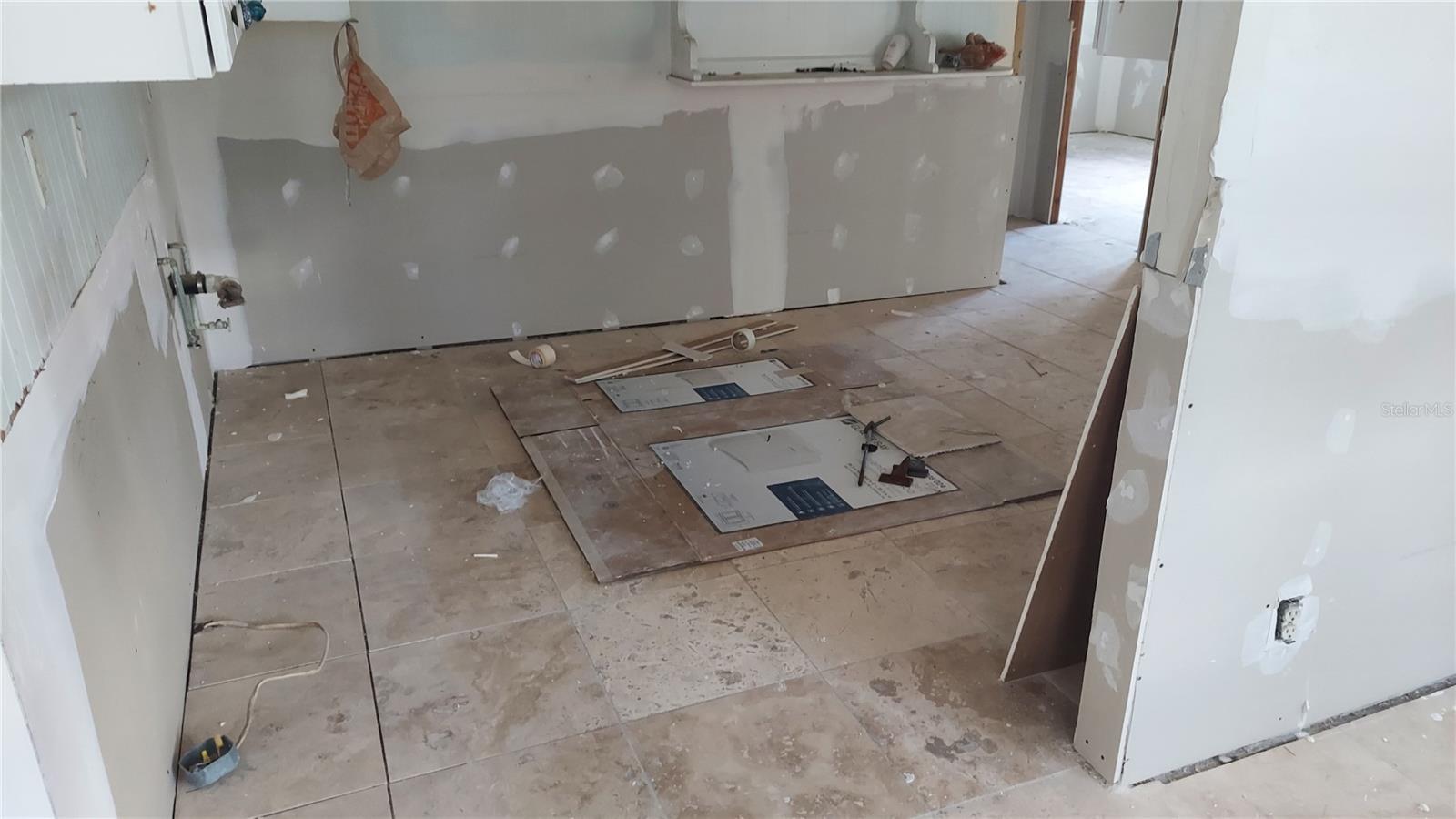 UZZLES ADD - Residential