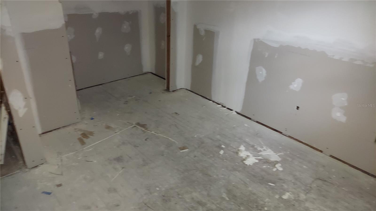 UZZLES ADD - Residential