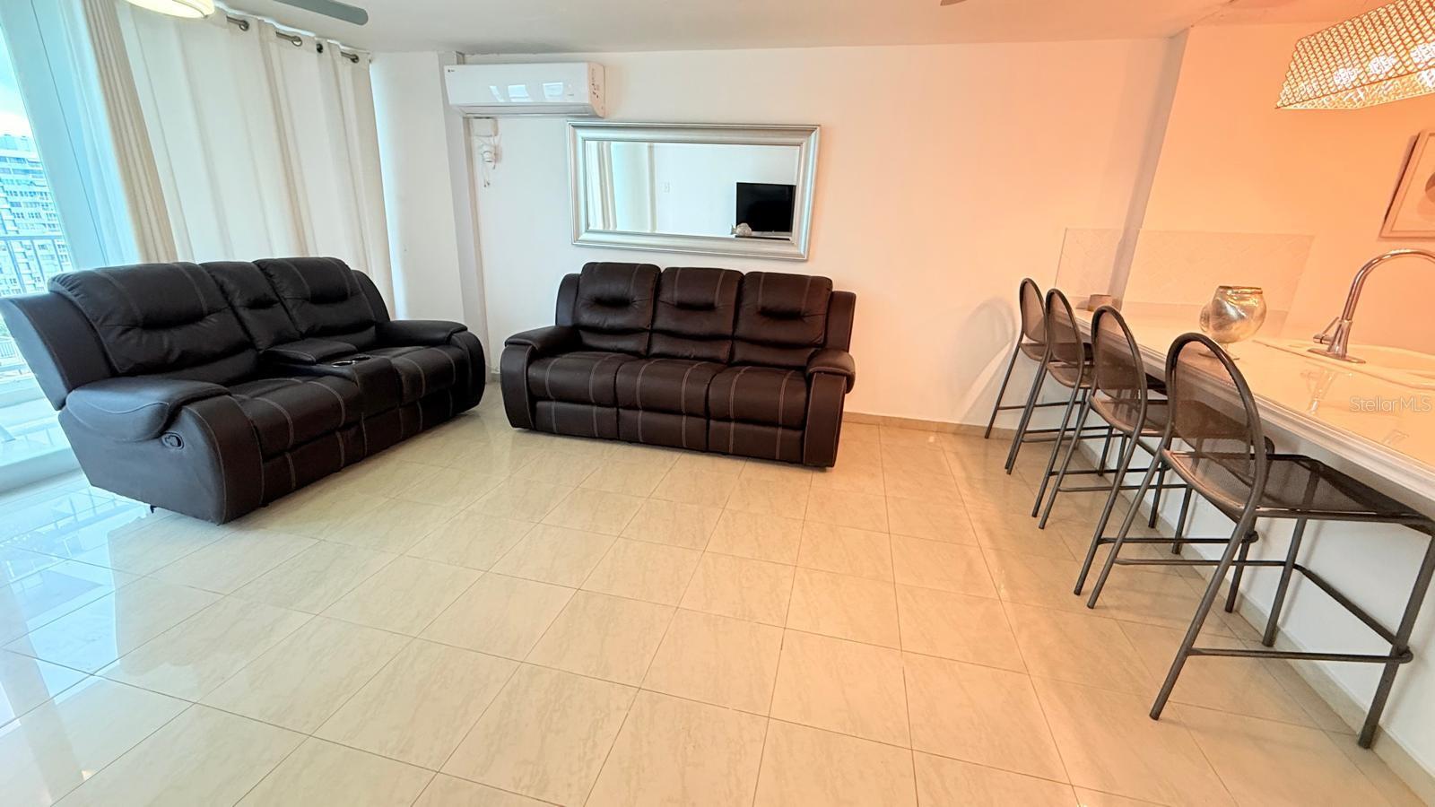 CORAL BEACH - Residential