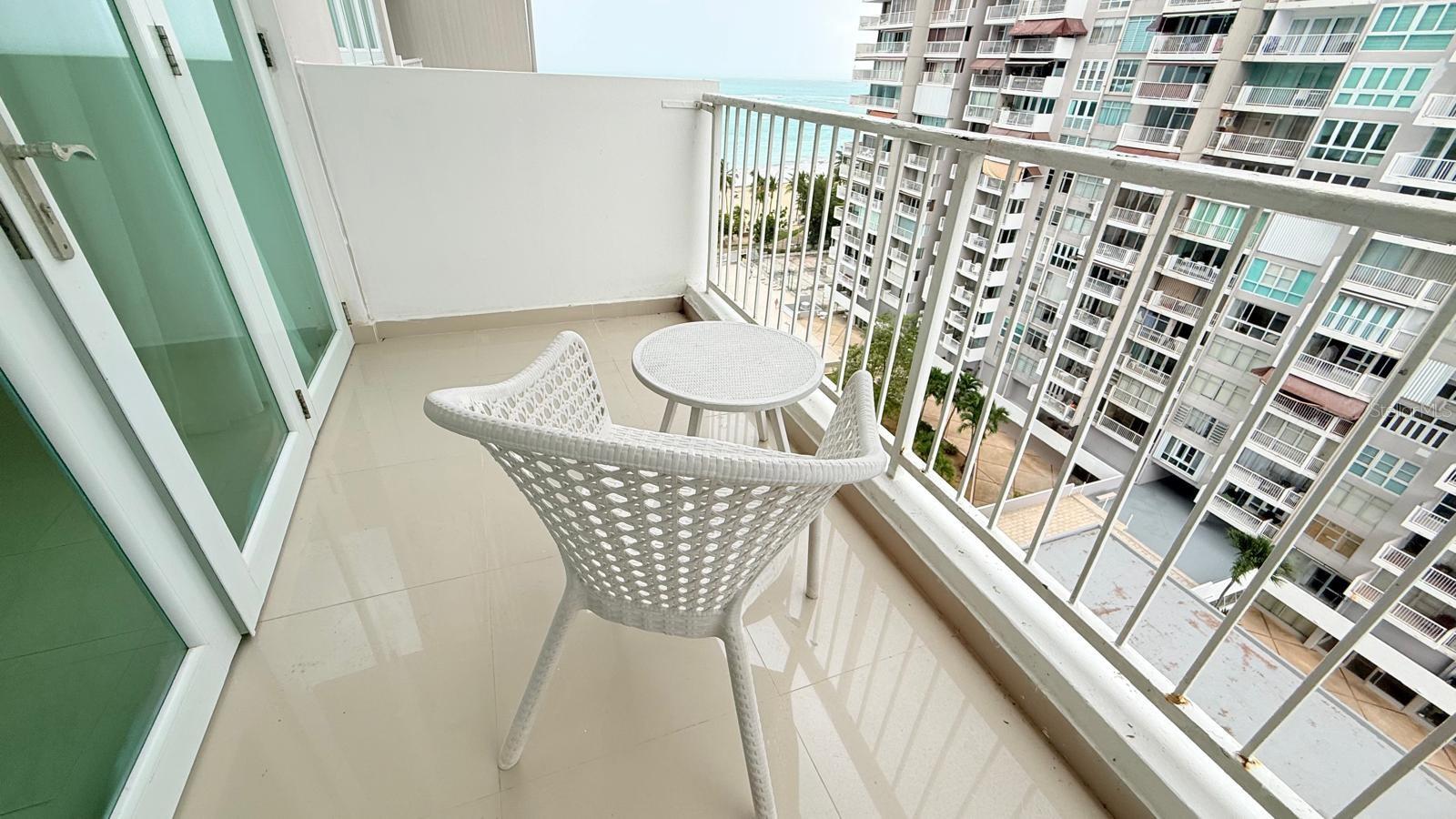 CORAL BEACH - Residential