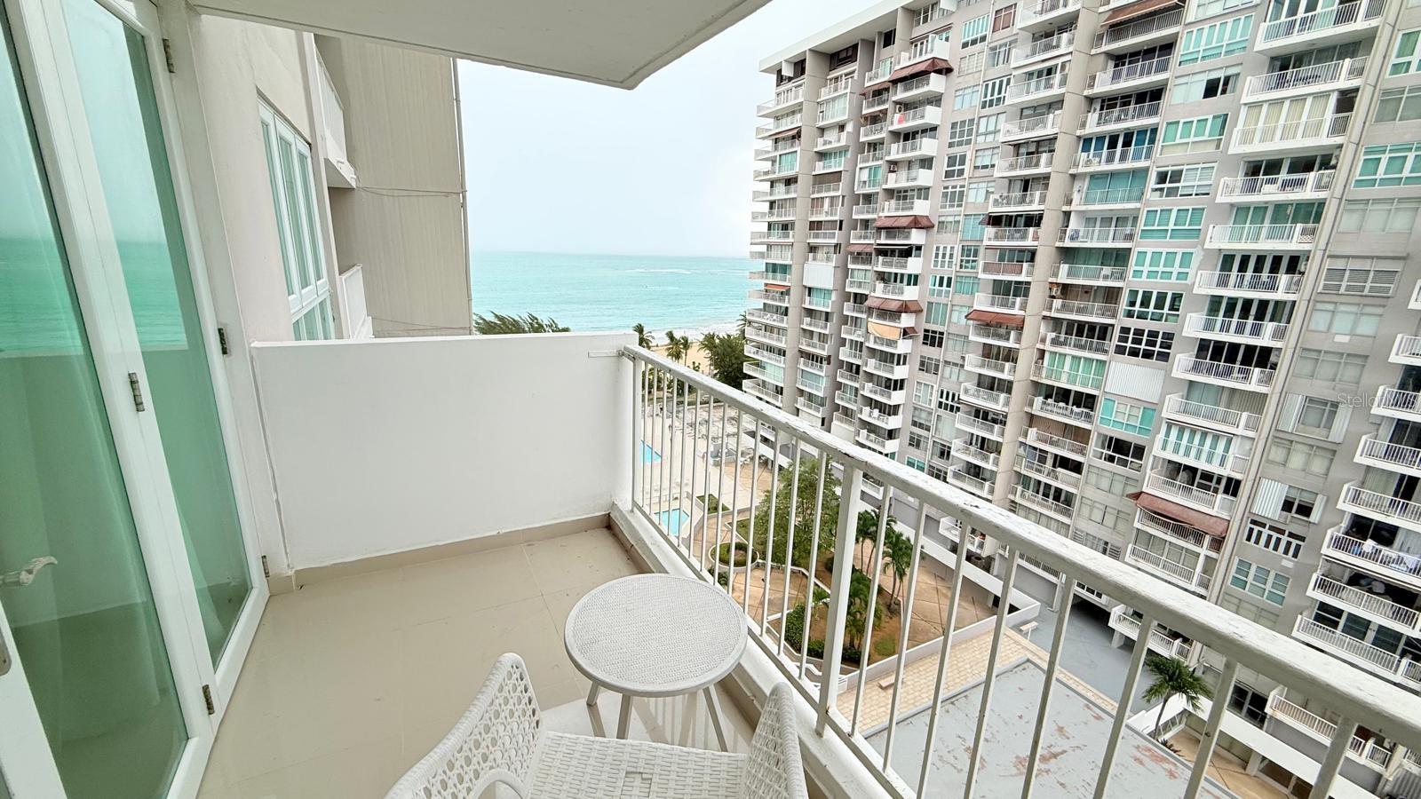 CORAL BEACH - Residential