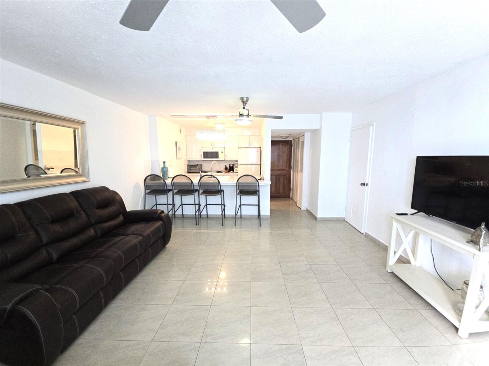 CORAL BEACH - Residential