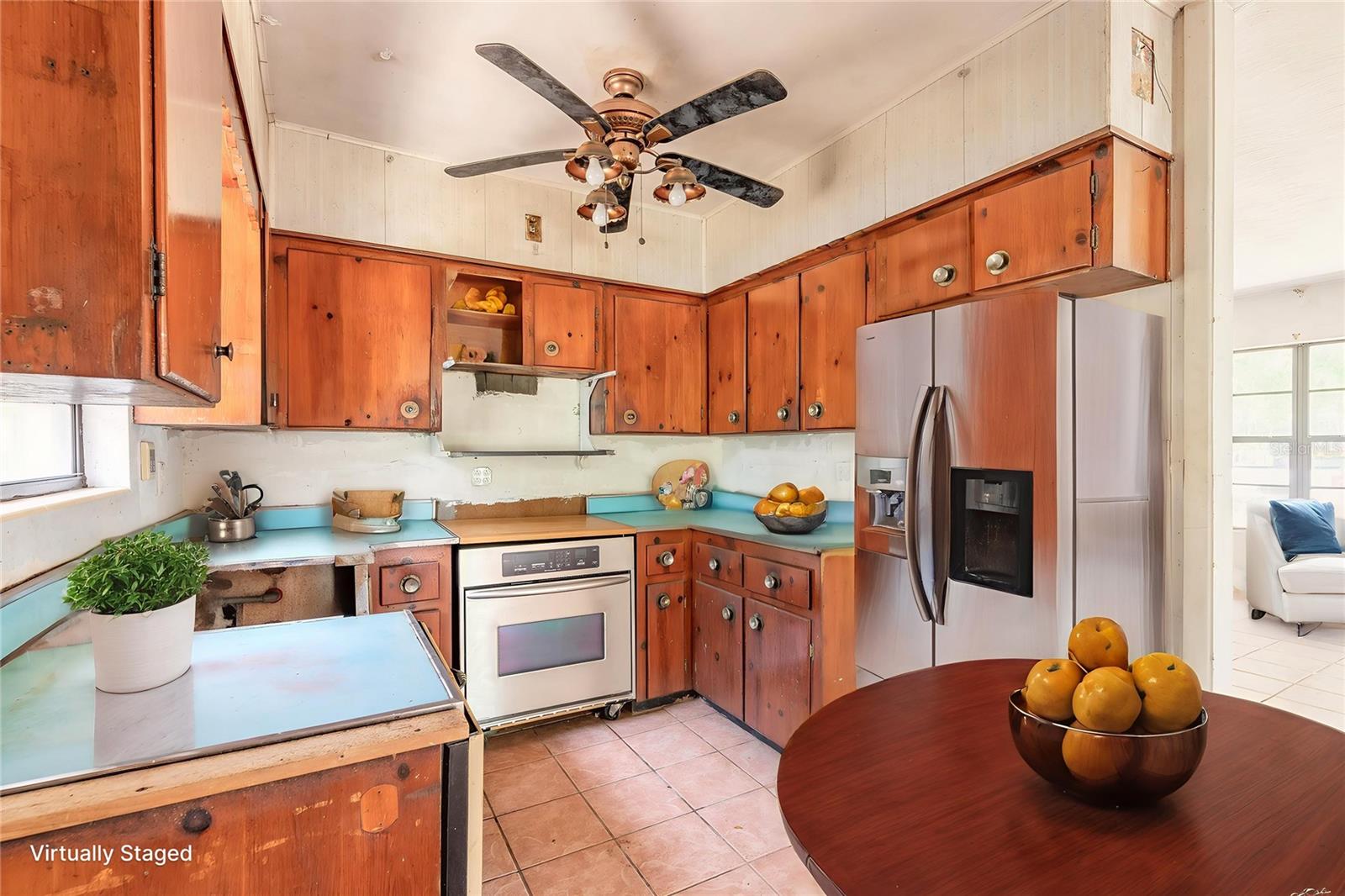 TUCKER 02 BLK 14 KINGSTON - Residential