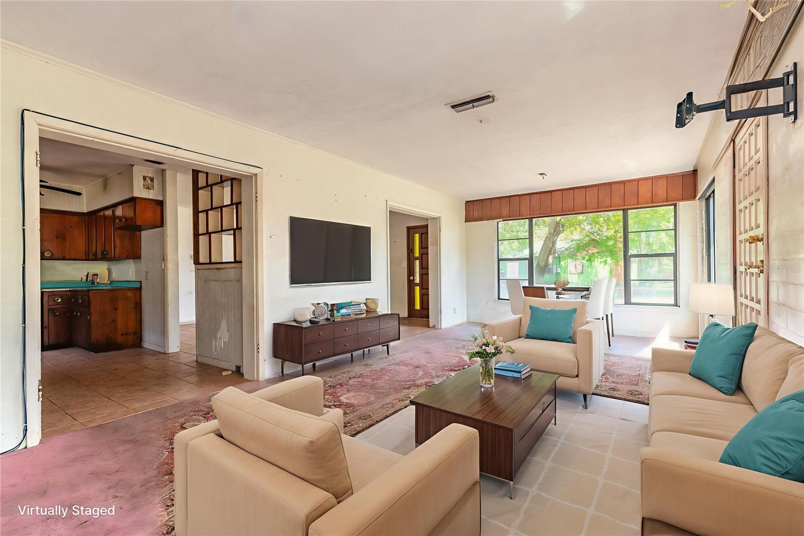 TUCKER 02 BLK 14 KINGSTON - Residential