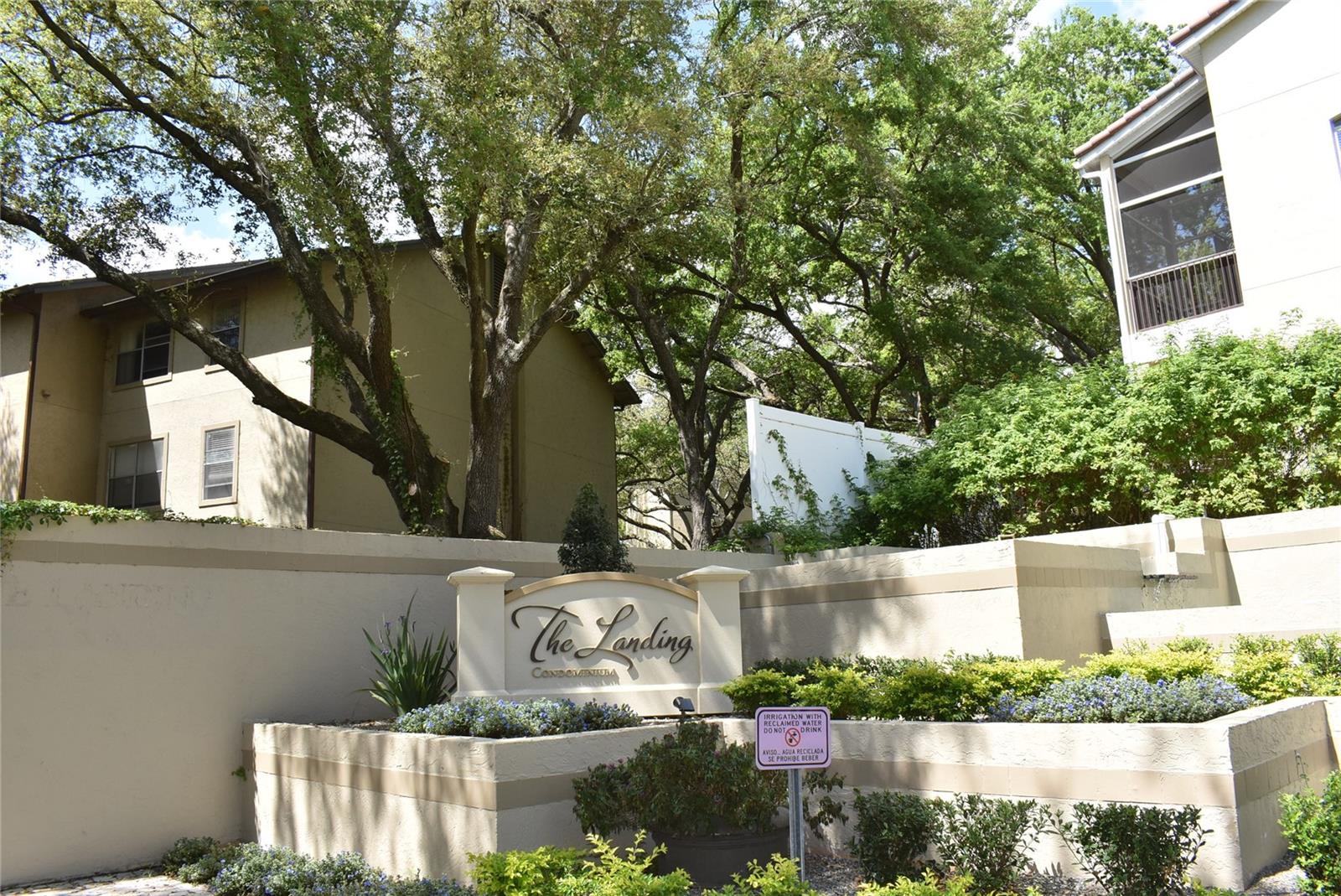 LANDING A CONDO - Residential