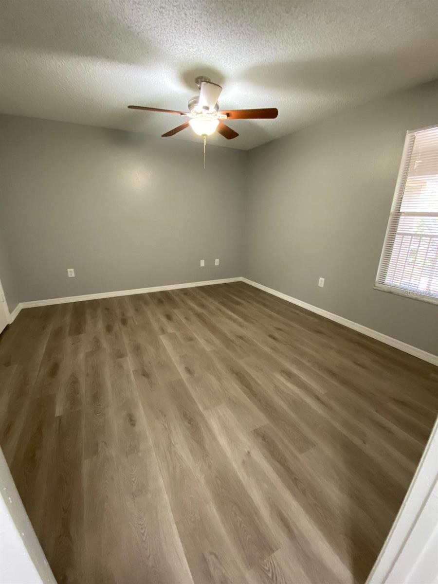 LANDING A CONDO - Residential