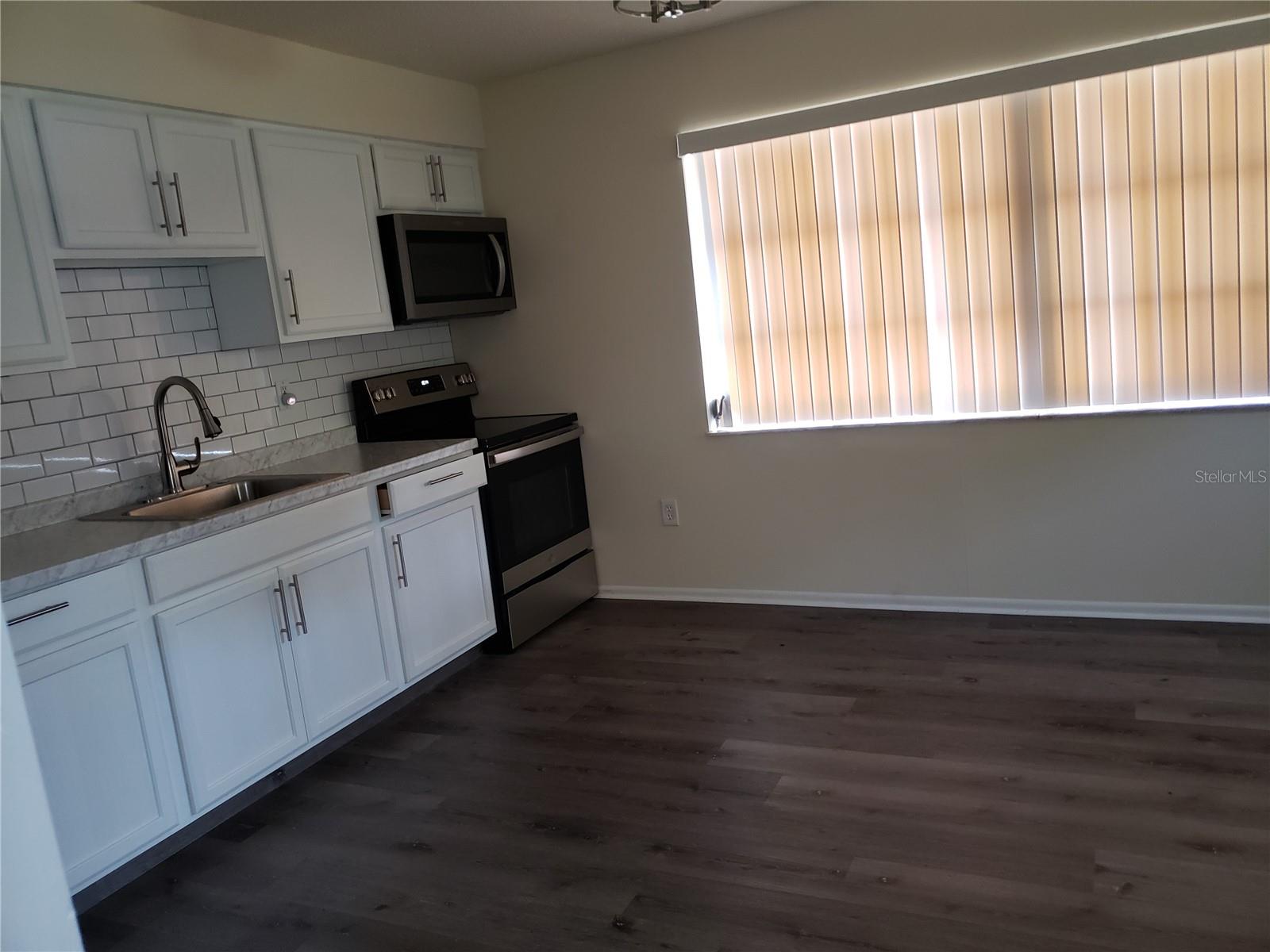 PASADENA HEIGHTS - Residential Lease