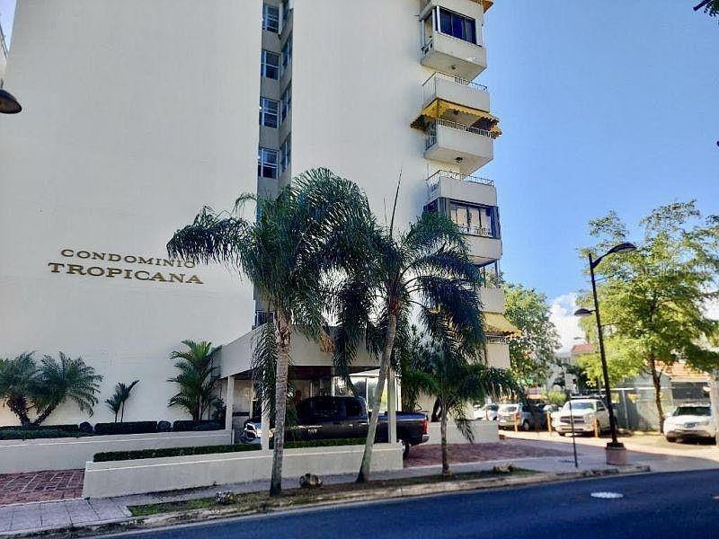 Monthly Rent: $1,800 (Utilities Not Included) Welcome to Condominio Tropicana, a secure and amenity-rich community located in the heart of Isla Verde, just steps from the beach. This furnished 1-bedroom, 1-bathroom apartment offers comfort, convenience, and access to one of the most desirable neighborhoods in Puerto Rico. Property Features: 1 Spacious Bedroom, 1 Full Bathroom, 1 Assigned Parking Space, Fully Furnished, Bright and Airy Living Area. Building Amenities include: 24/7 Security for peace of mind, Swimming Pool for residents, Basketball Court, Fitness Center (Gym), On-Site Laundromat, and Controlled Access to the Building. Please Note: Short-term rentals are not allowed (Ideal for long-term residents) and Utilities are not included in the monthly rent Location Highlights: Perfectly situated on Ave. José M. Tartak, this apartment is near Isla Verde Beach, restaurants, shops, and nightlife. Enjoy coastal living with easy access to main roads and just minutes from the airport. Contact us today to schedule a private showing and secure your new home in Isla Verde!