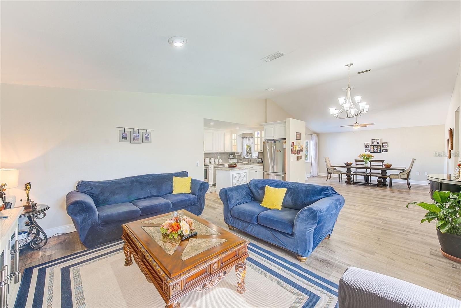 BORDEAUX ESTATES - Residential Lease