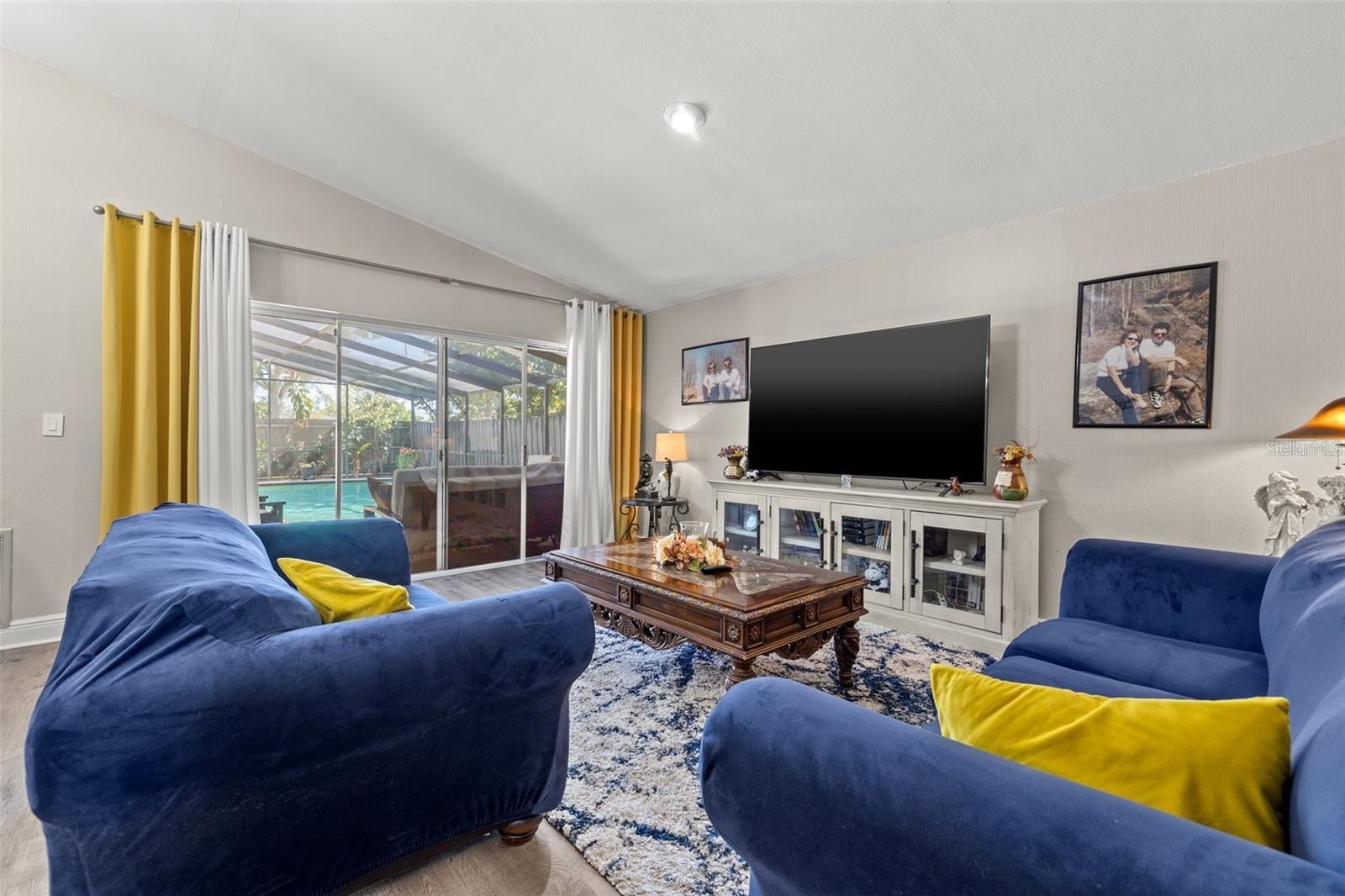 BORDEAUX ESTATES - Residential Lease