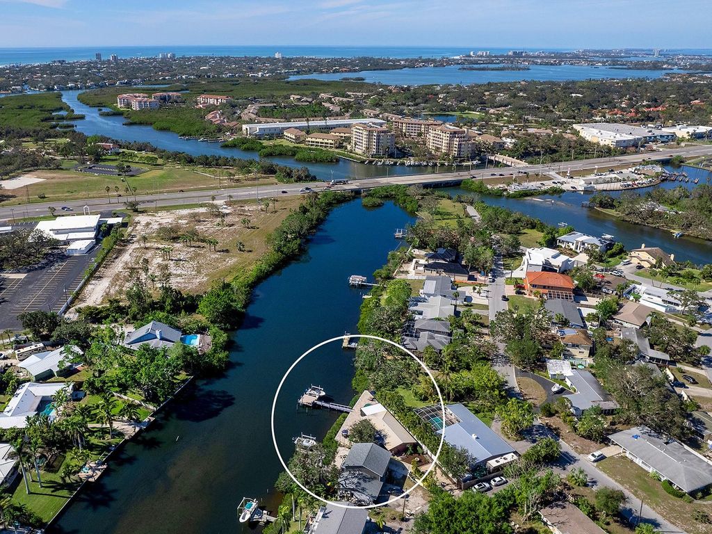 Photo of 5508 Dinah Lane, Sarasota, FL 34231 (MLS # A4637985)