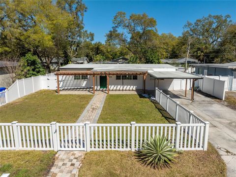 Photo of 1616 Huntington Street, Lakeland, FL 33801 (MLS # TB8401019)