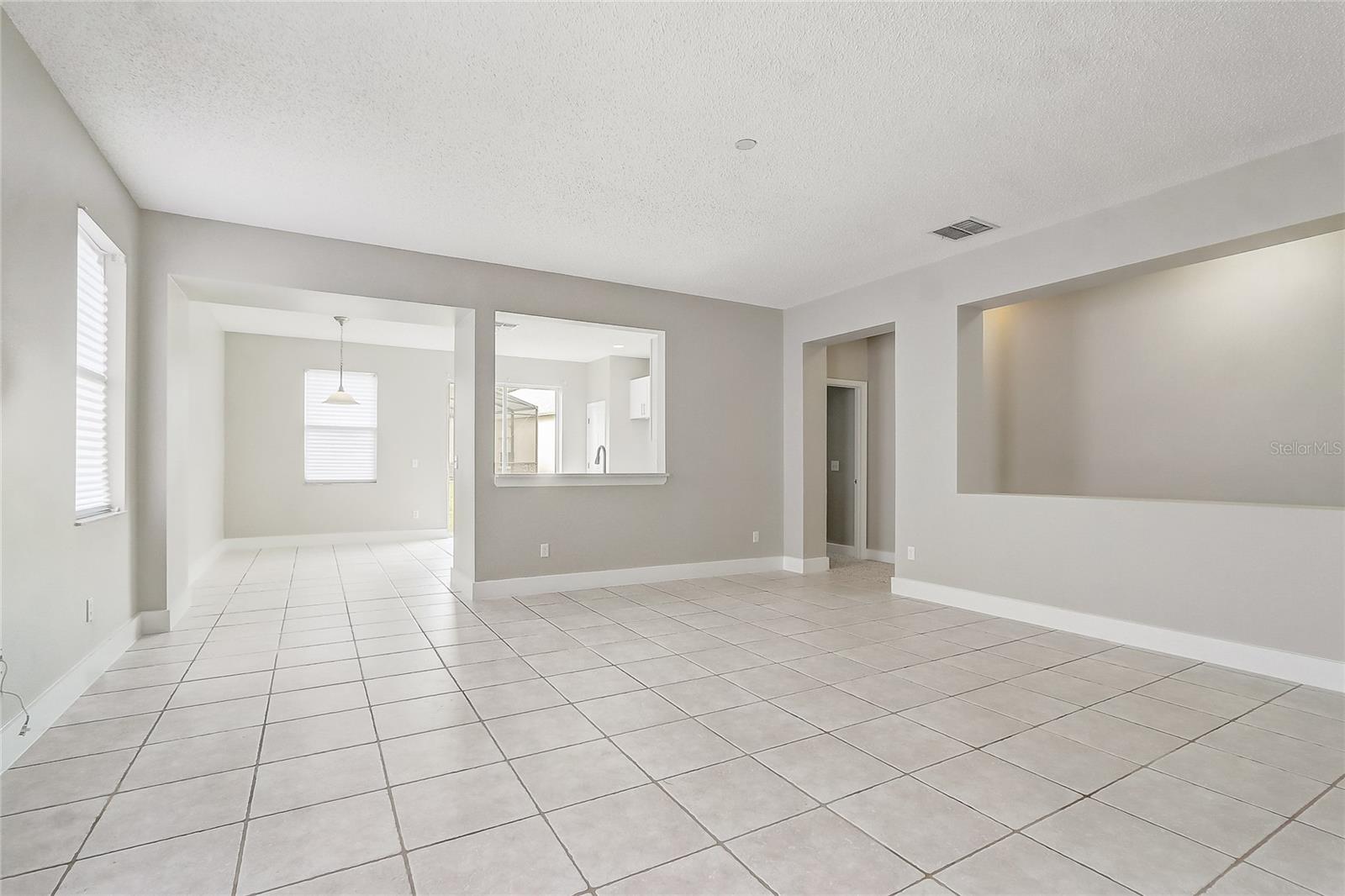 SUNRISE LAKES PH I SUB - Residential