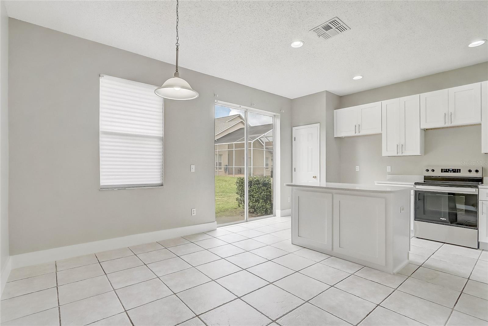 SUNRISE LAKES PH I SUB - Residential