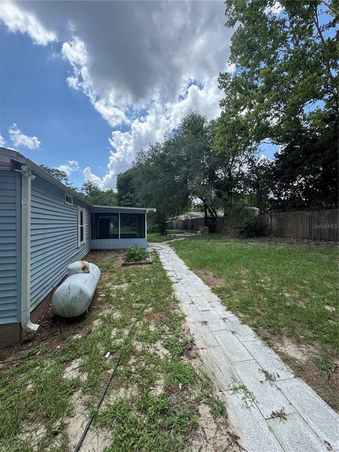 Tiny photo for 10717 SE 129th Street, Belleview, FL 34420 (MLS # OM727374)
