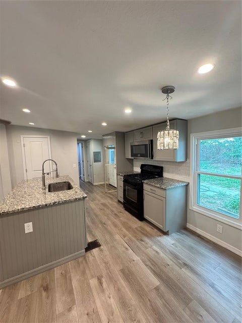 Tiny photo for 10717 SE 129th Street, Belleview, FL 34420 (MLS # OM727374)