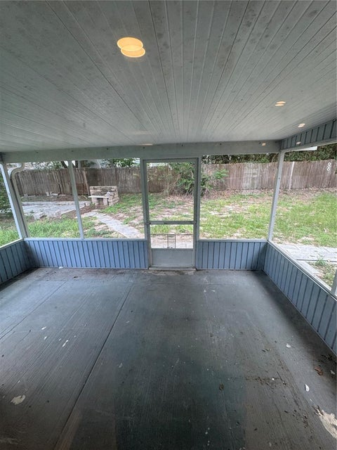 Tiny photo for 10717 SE 129th Street, Belleview, FL 34420 (MLS # OM727374)