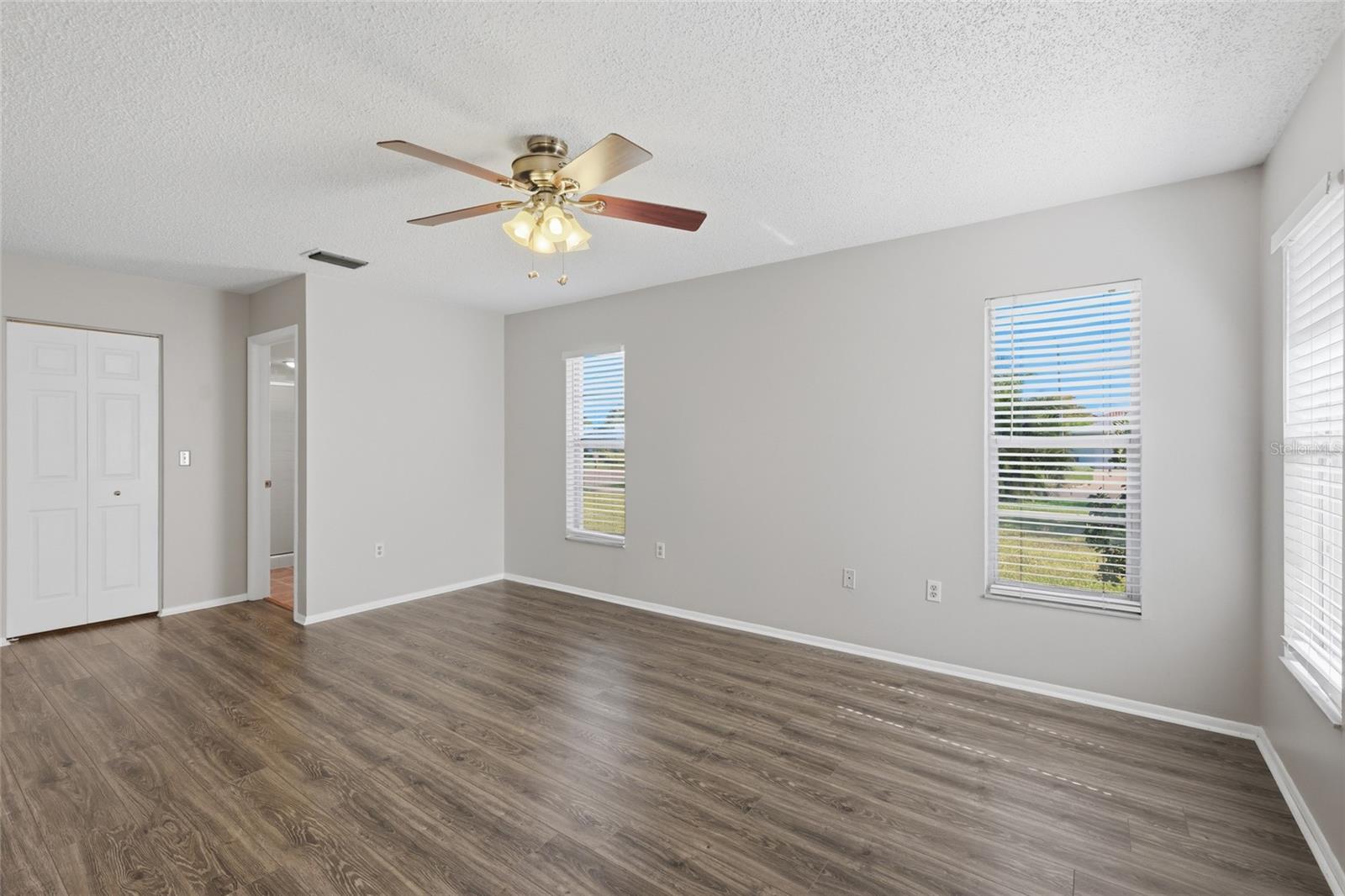 VILLAGE GREEN OF BRADENTON - Residential