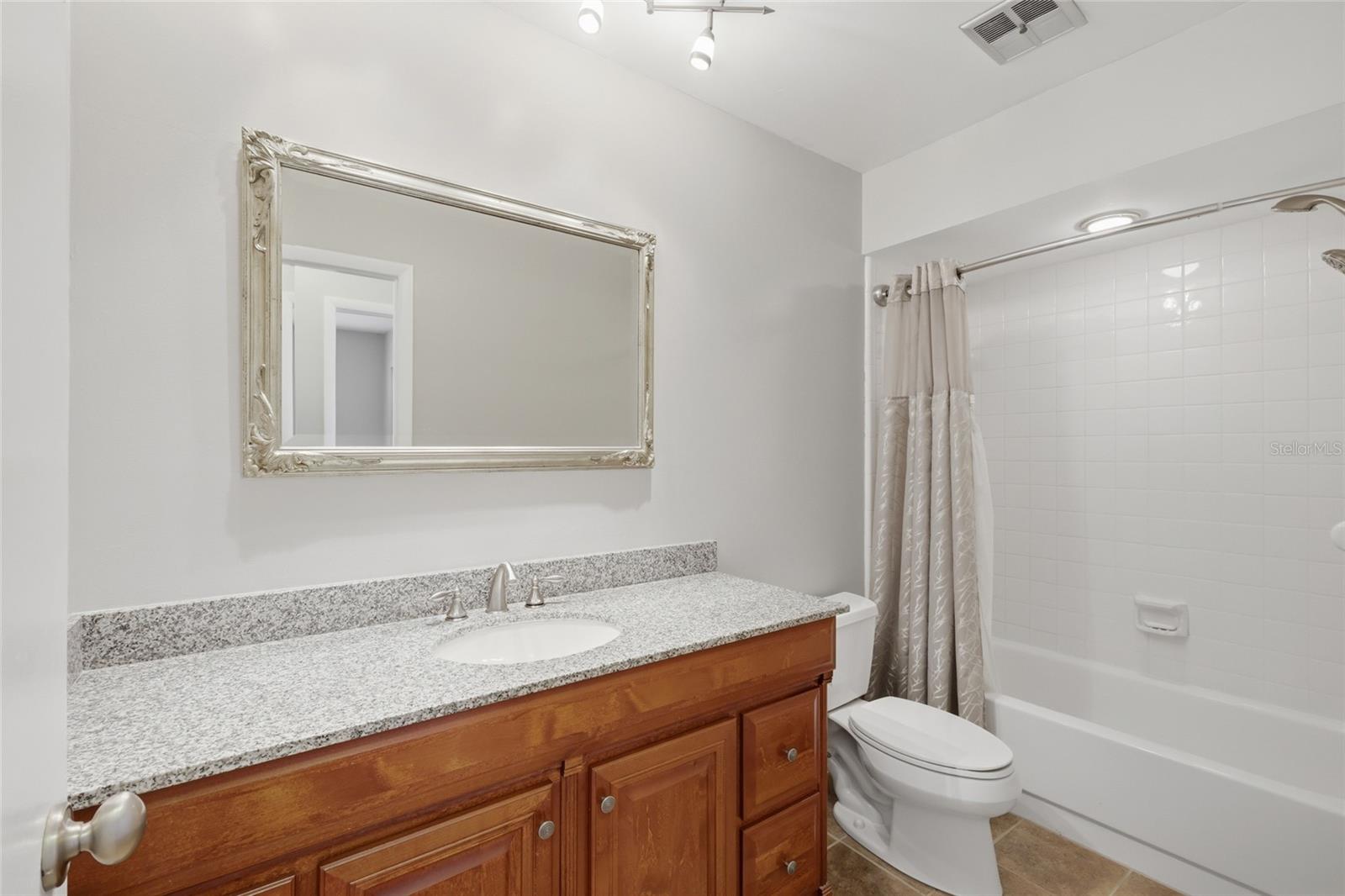 VILLAGE GREEN OF BRADENTON - Residential