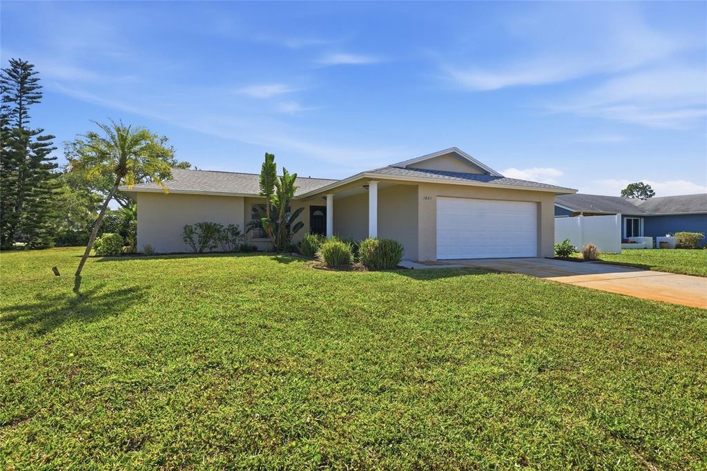 Photo of 1801 70th Street W, Bradenton, FL 34209 (MLS # A4692291)