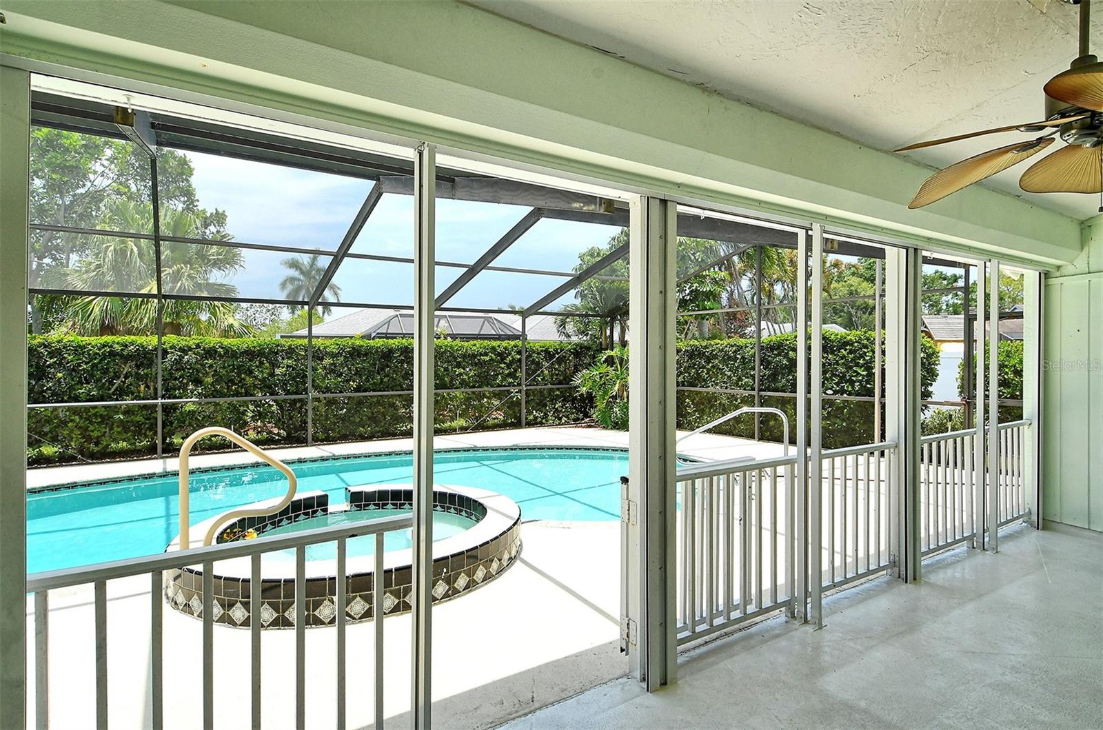 GULF GATE EAST - Residential