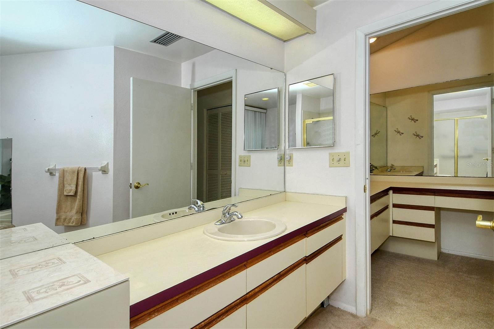 GULF GATE EAST - Residential