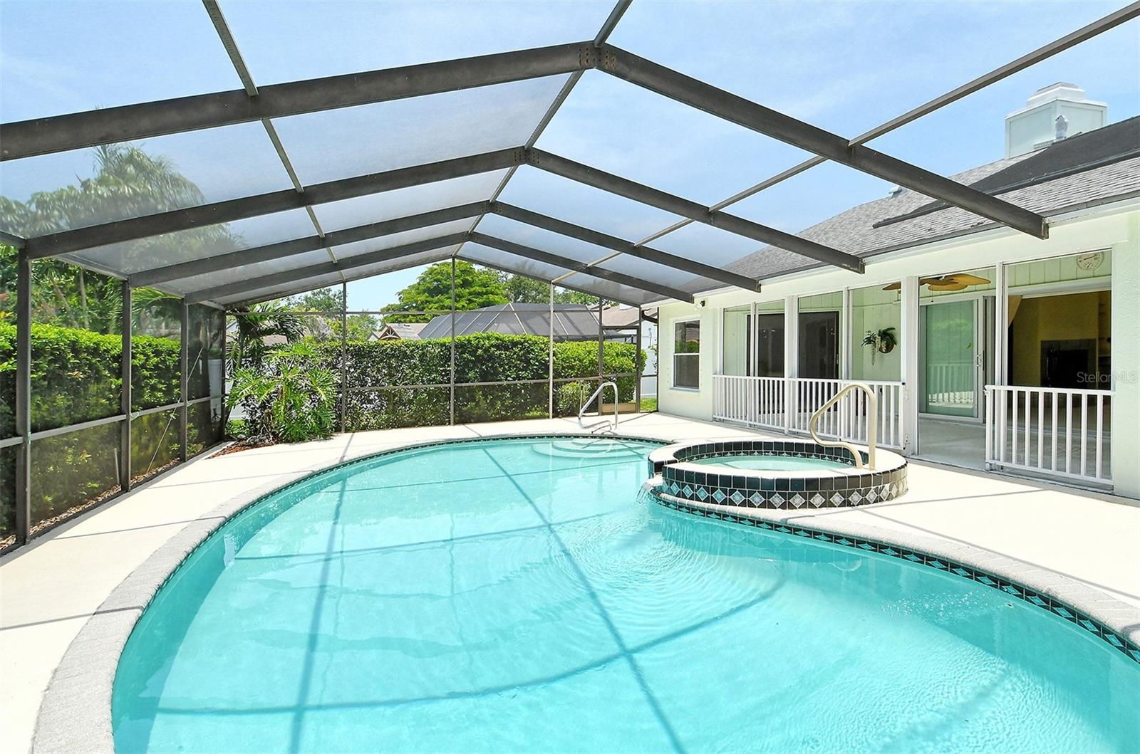 GULF GATE EAST - Residential