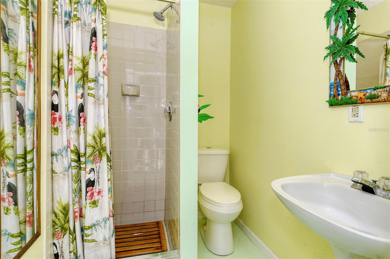 GULF GATE EAST - Residential