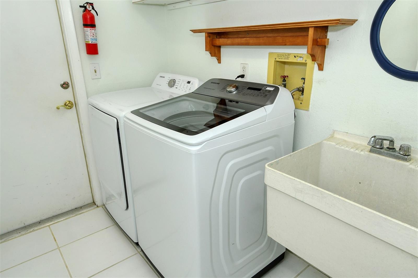 GULF GATE EAST - Residential