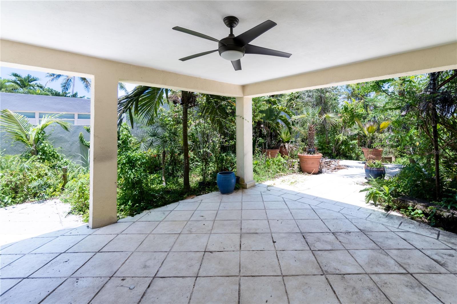 DORADO BEACH EAST - Residential
