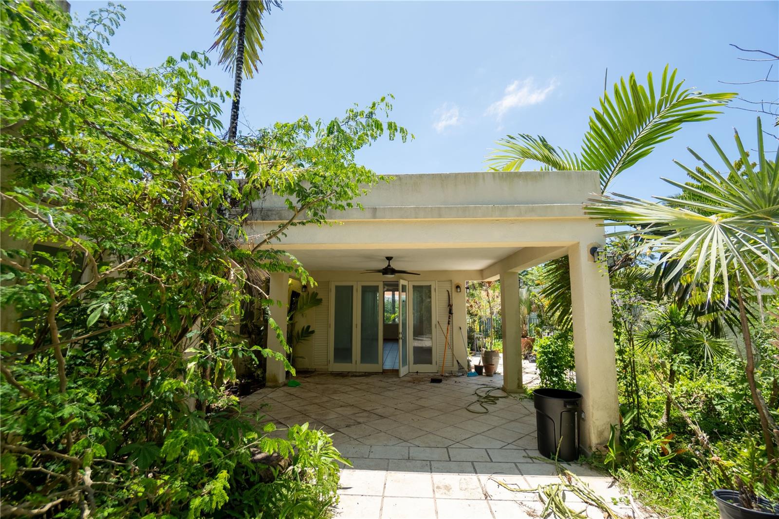 DORADO BEACH EAST - Residential