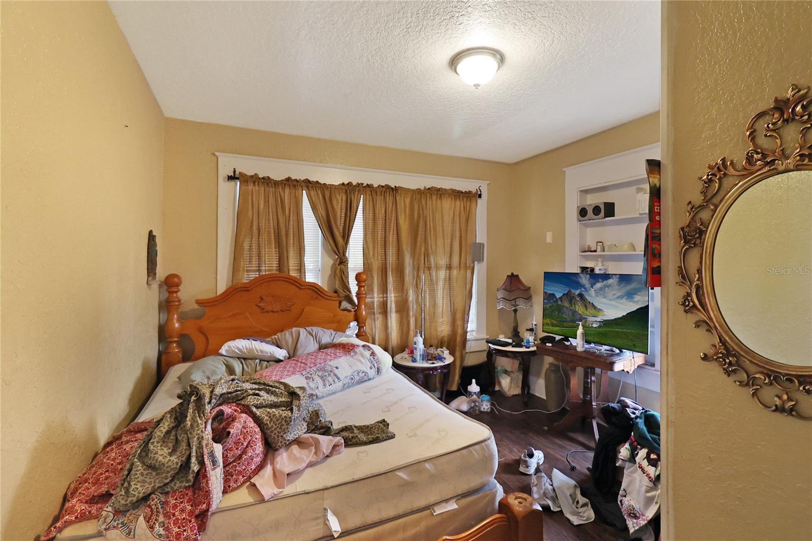 GATEWAY SUB - Residential Income