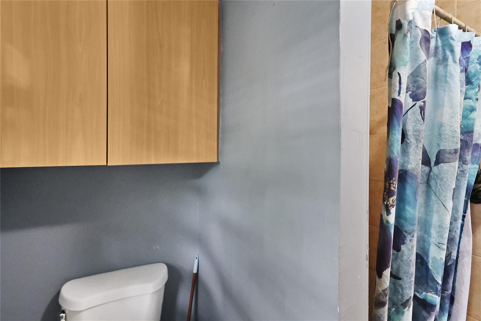 GATEWAY SUB - Residential Income