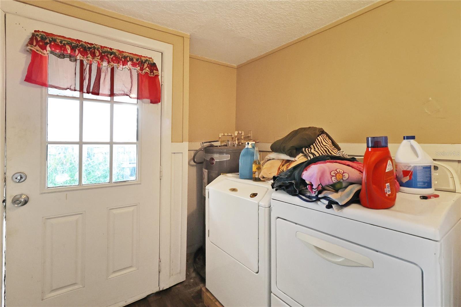 GATEWAY SUB - Residential Income