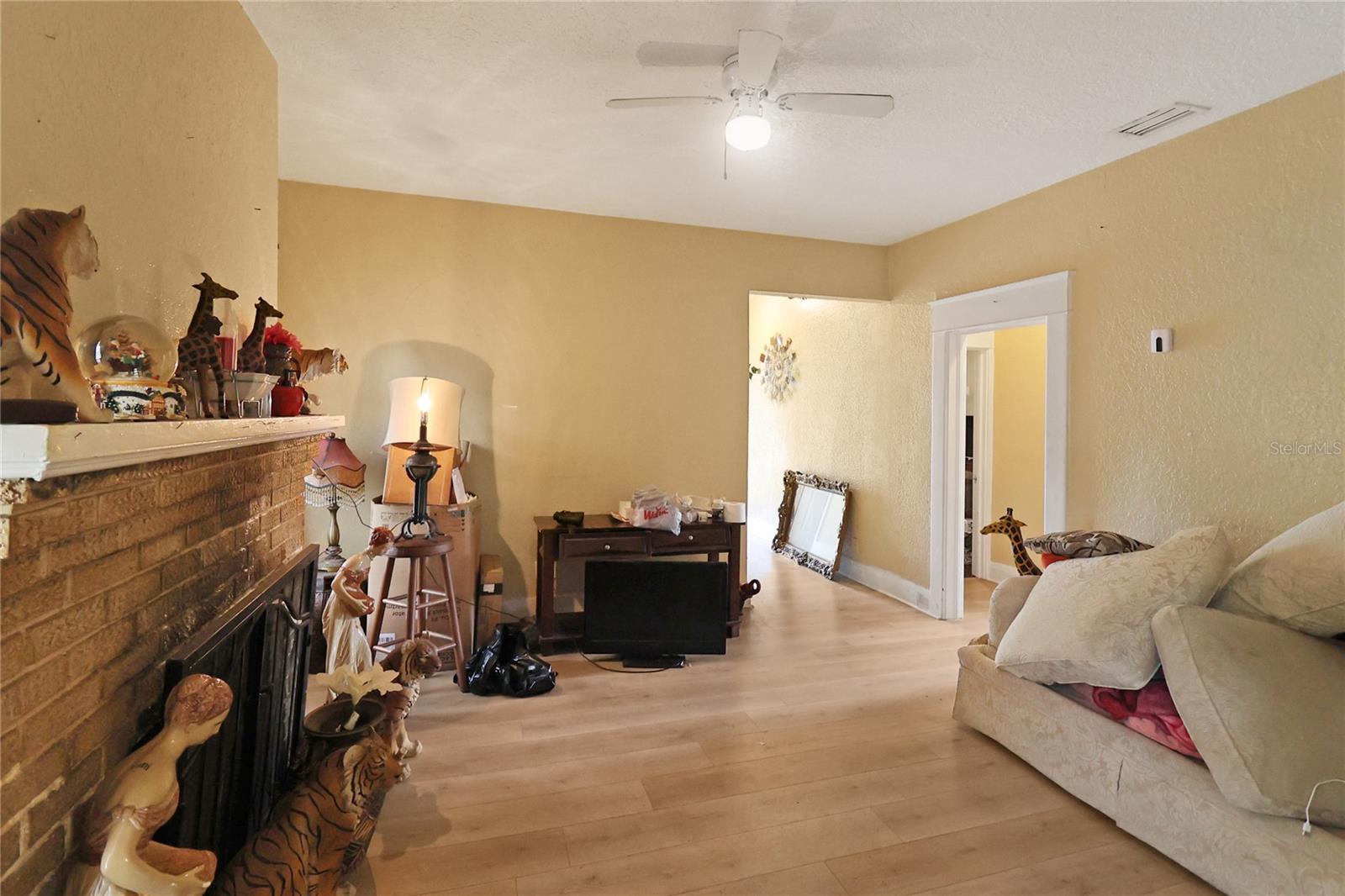 GATEWAY SUB - Residential Income