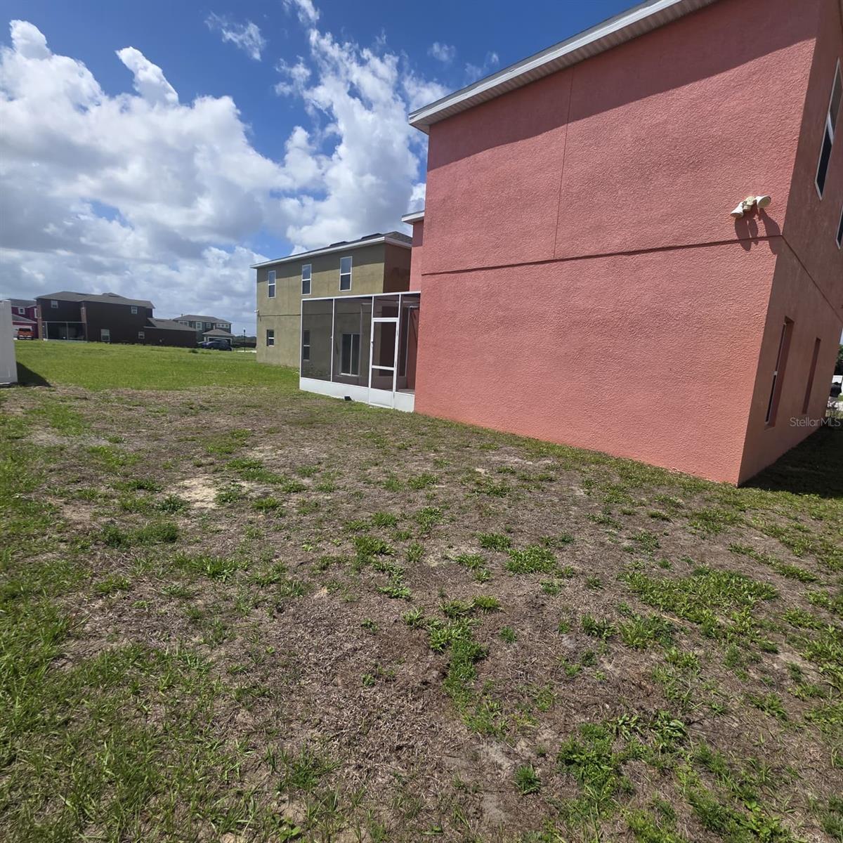DUNDEE STATION - Residential