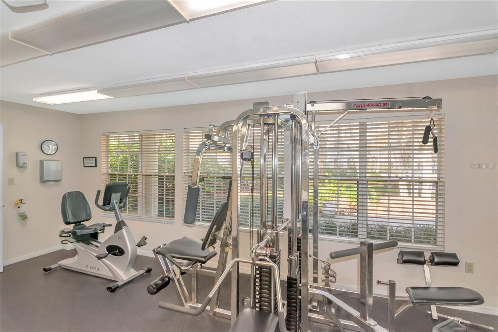 FAIRCREST I CONDO - Residential