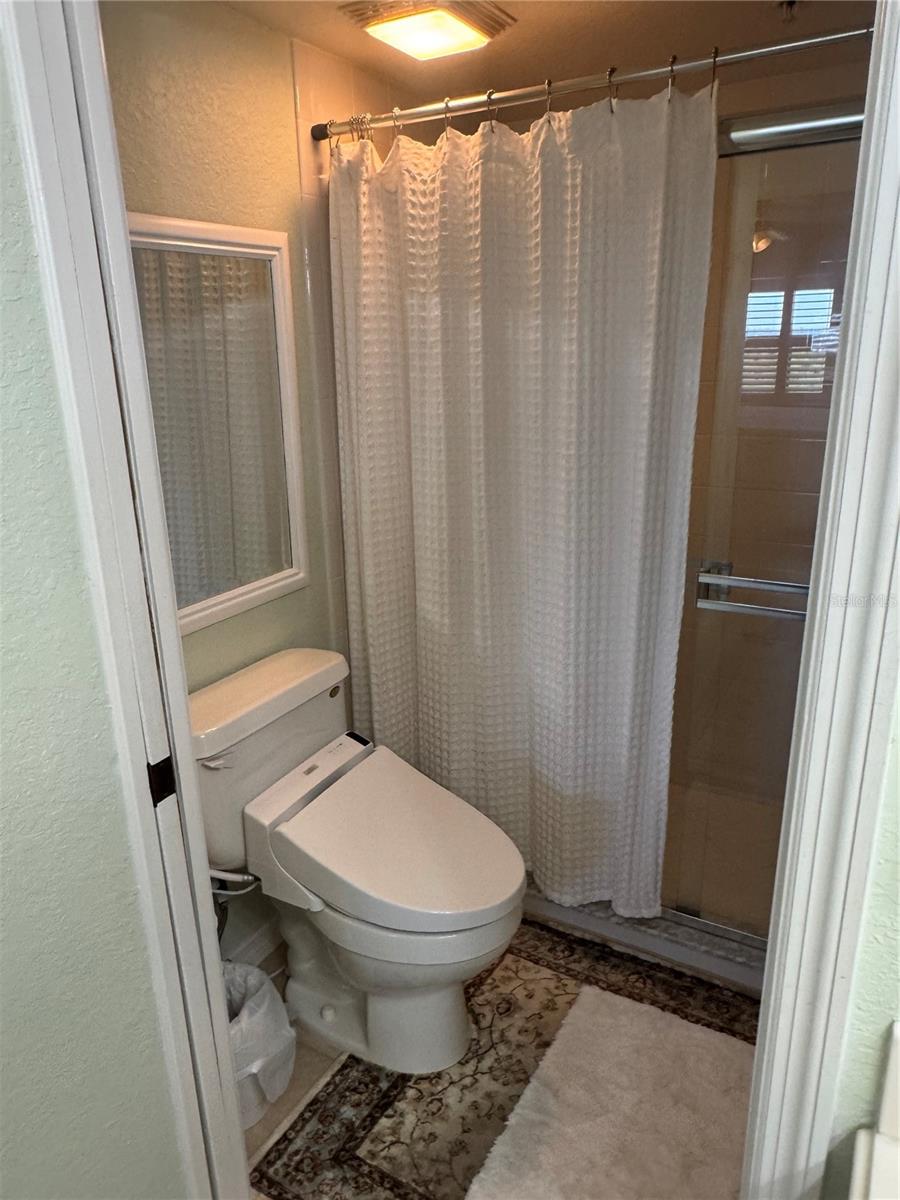 ROLLS LANDING PH 07 AMD - Residential Lease