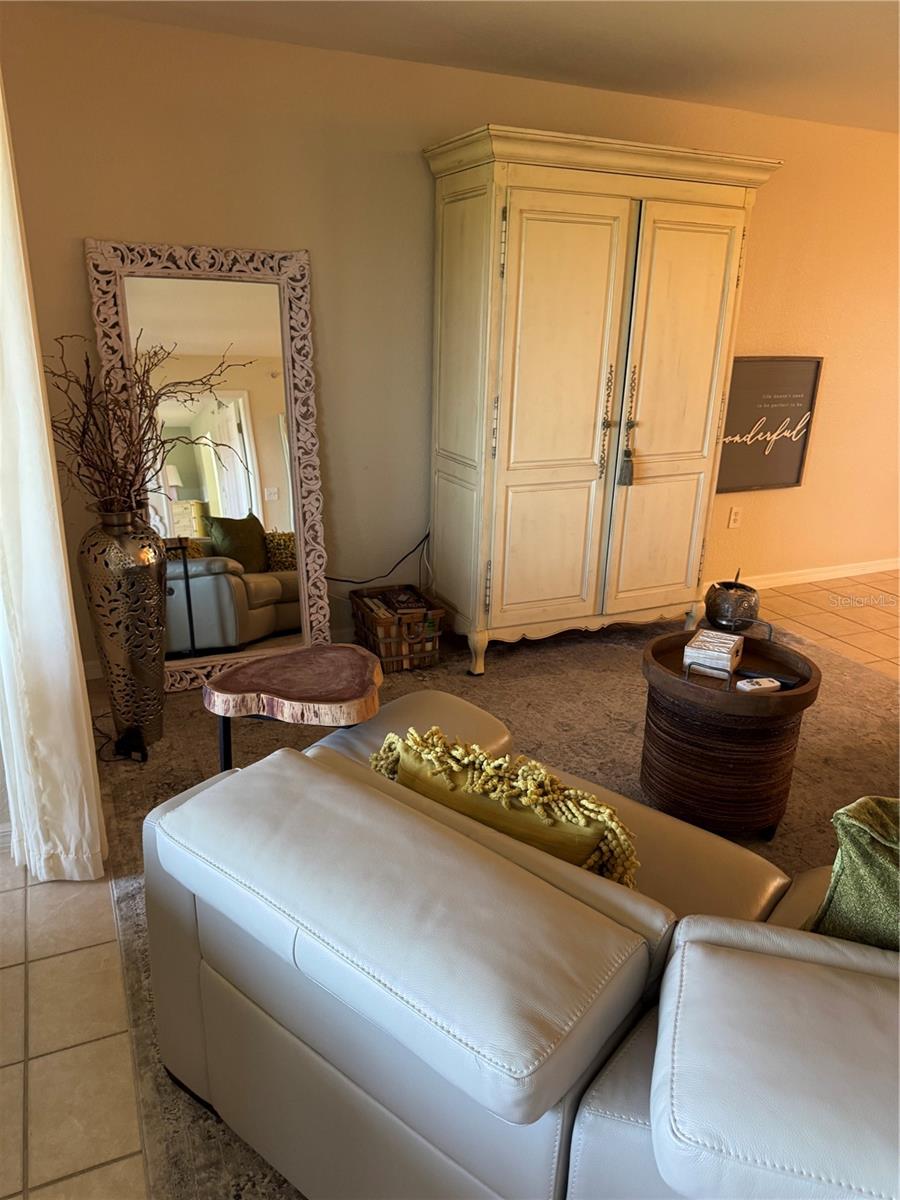 ROLLS LANDING PH 07 AMD - Residential Lease