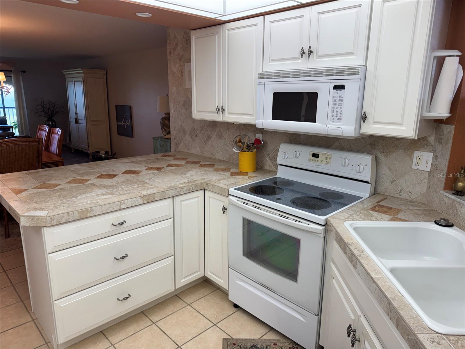 ROLLS LANDING PH 07 AMD - Residential Lease