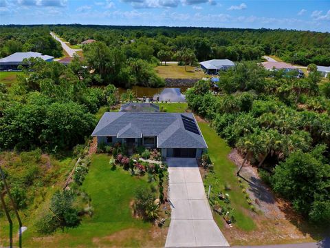 A home in PORT CHARLOTTE