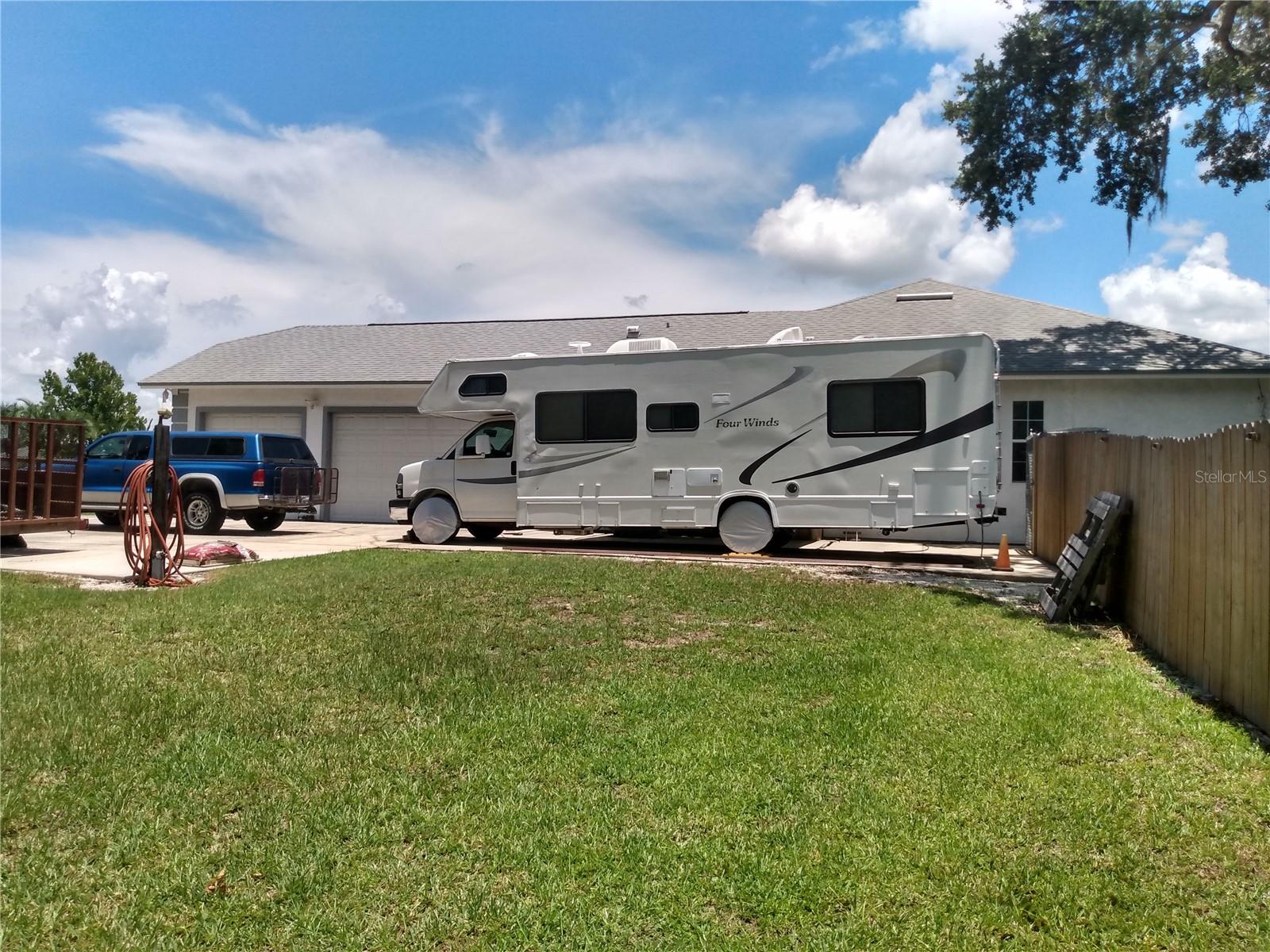 SYLVAN LAKE ESTATES - Residential