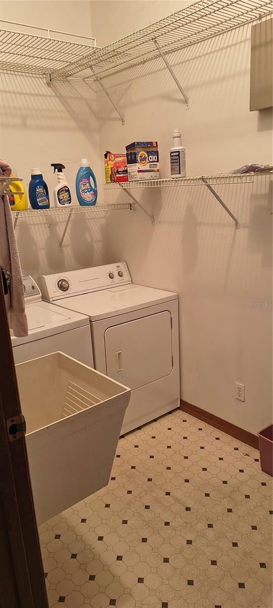 SYLVAN LAKE ESTATES - Residential