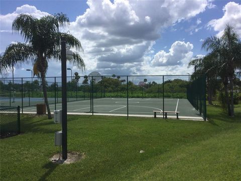 A home in ELLENTON